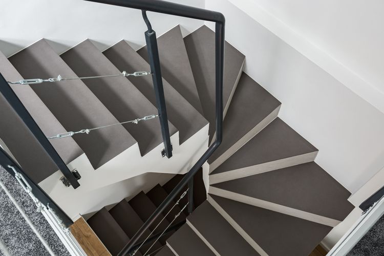 Modern beltéri beton lépcsők