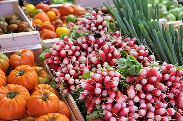 Friss zöldség a piacon
