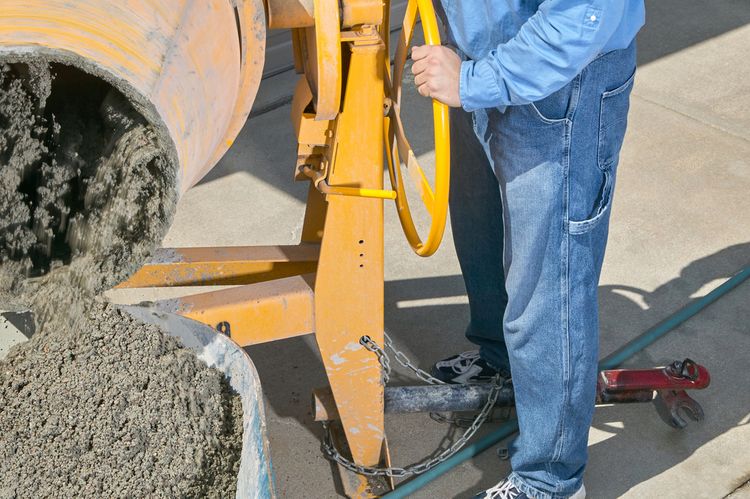 A betonkeverő kiválasztásakor a kapacitás is nagyon fontos