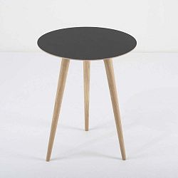 Arp tölgyfa kisasztal fekete asztallappal, Ø 45 cm - Gazzda