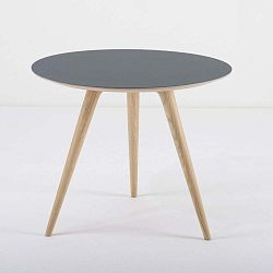Arp tölgyfa kisasztal kék asztallappal, Ø 55 cm - Gazzda