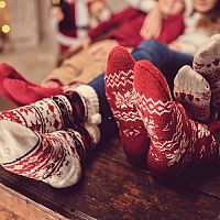 A rénszarvasos és hópihés karácsonyi zokni minden évben nagy sláger! 