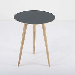 Arp tölgyfa kisasztal kék asztallappal, Ø 45 cm - Gazzda